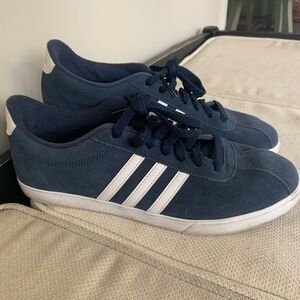 Adidas women’s  Navy Sneakers